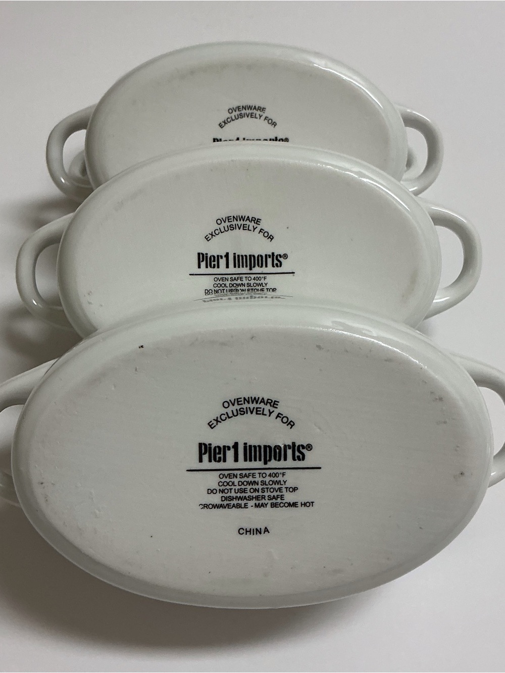 Pier 1 White Baking Dish SET OF 4 Lids 7.5 oz Minicocotte Souffle Ramekin Bakers - Picture 10 of 10